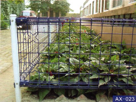 Double Circle Fence